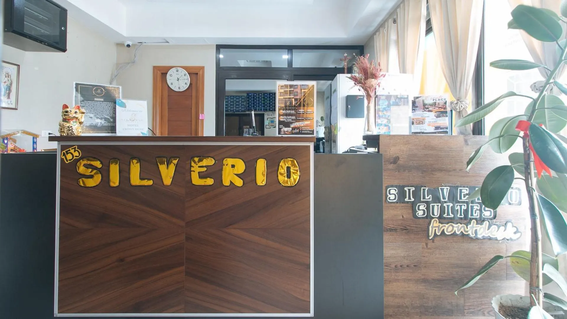 Hotel 153 Silverio Suites Paranaque City