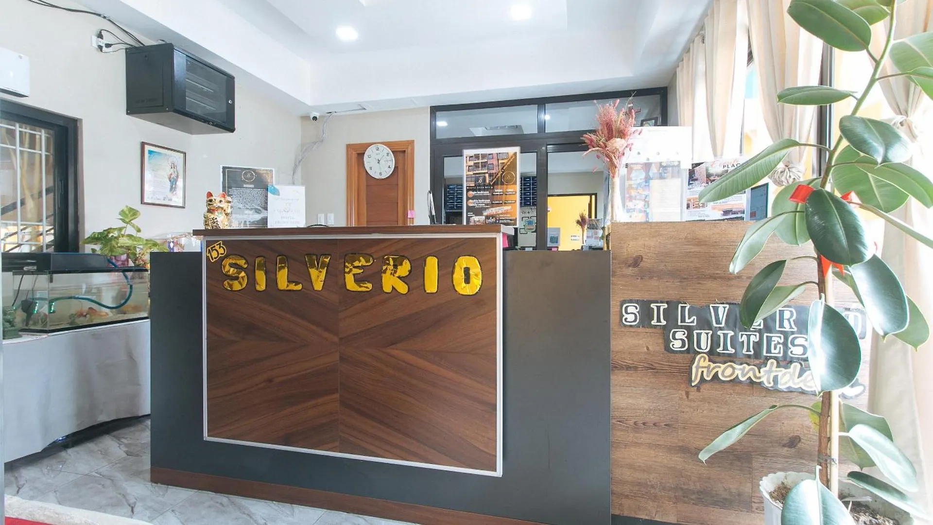 153 Silverio Suites Paranaque City Hotel